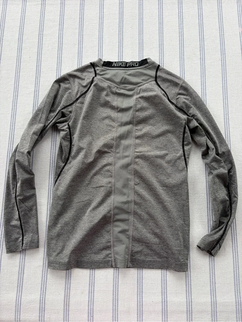 13 pc lot of med NIKE boys